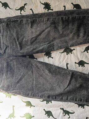Mom jeans size 6 stone wash grey